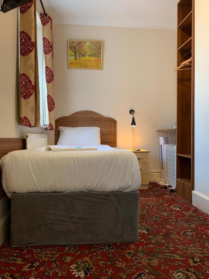 Twickenham Guest House Bagian luar foto