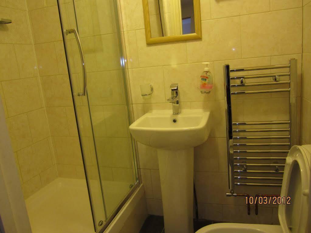 Twickenham Guest House Bagian luar foto